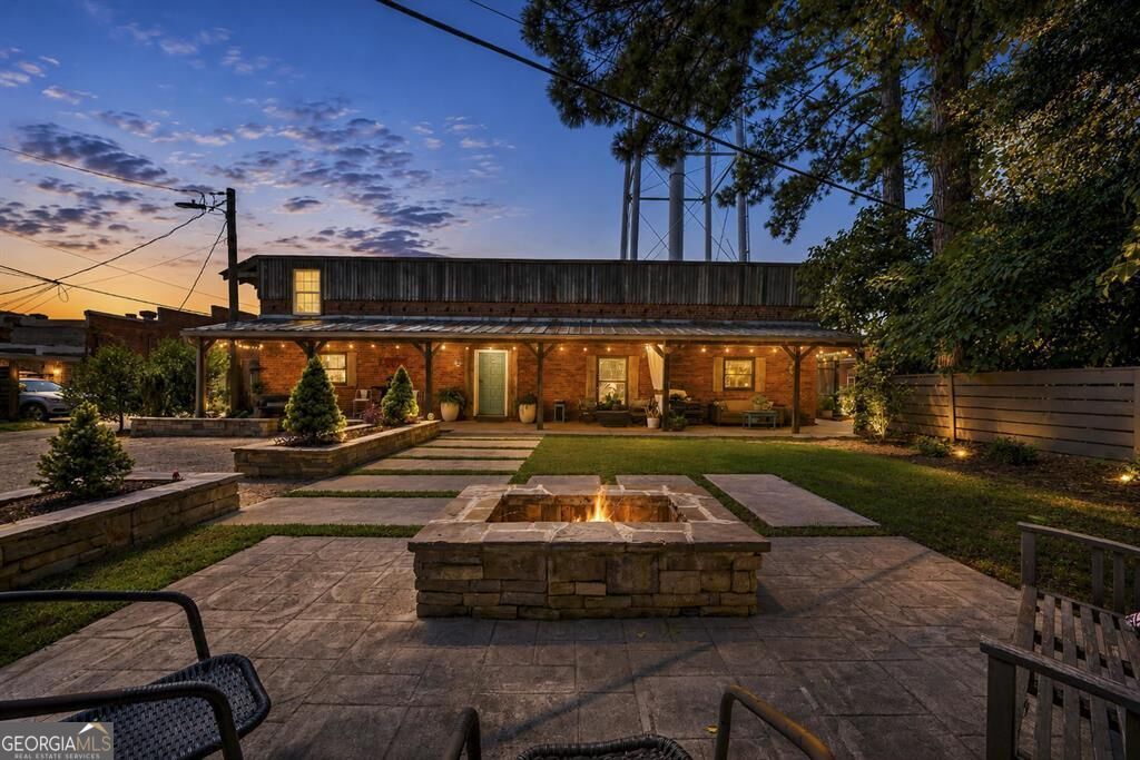 Property Photo: 105 West Harris Street GA 31024
