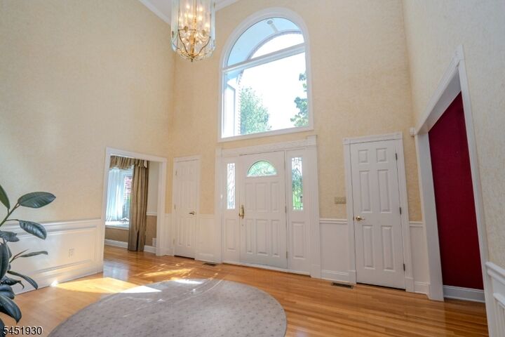 Property Photo:  40 Newland Ct  NJ 08807 