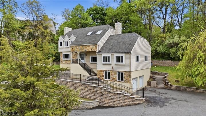 Property Photo:  112 Knob Hill Rd  NJ 07840 