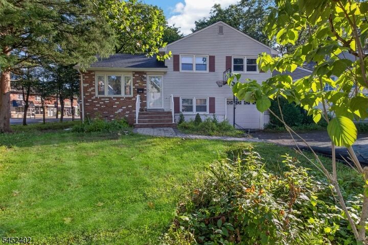 Property Photo:  305 William St  NJ 07076 