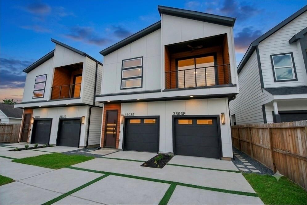 Property Photo:  3503 Rebecca Street C/D  TX 77021 