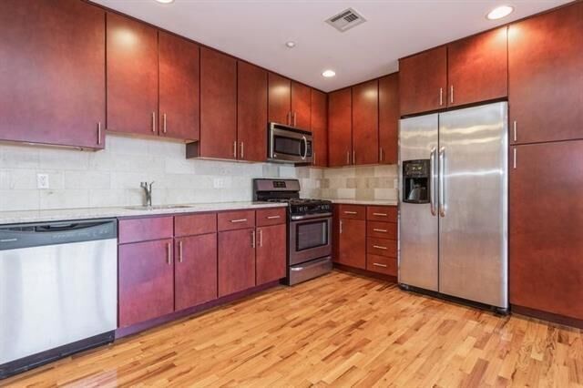 Property Photo:  17 Meadow Rd 307  NJ 07070 