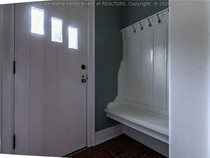 Property Photo: 301 Rosemont Avenue WV 25303