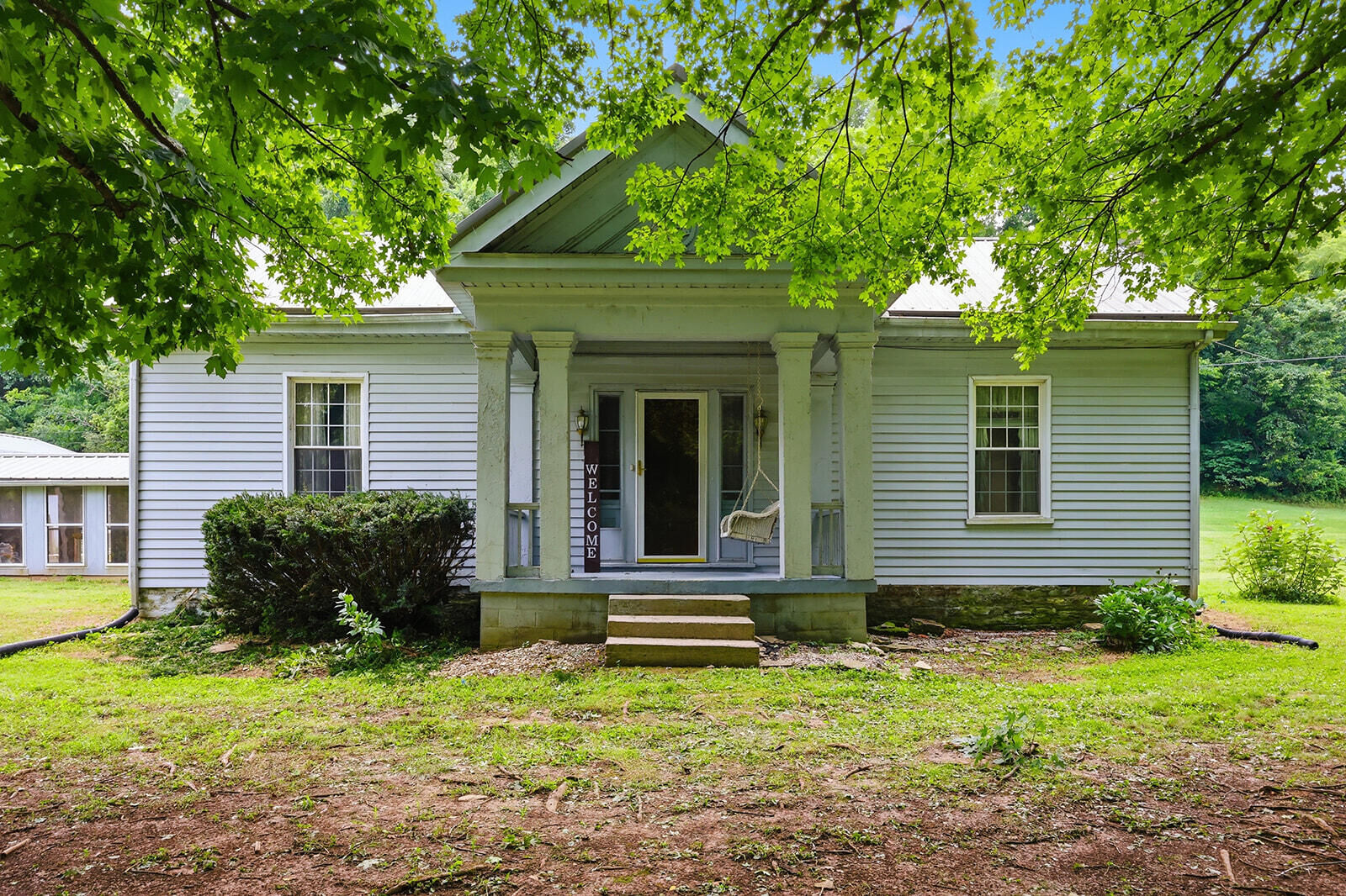 Property Photo:  1920 Glensboro Road  KY 40342 