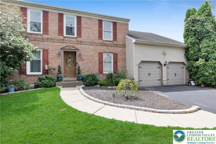Property Photo: 4531 Lenox Drive PA 18017