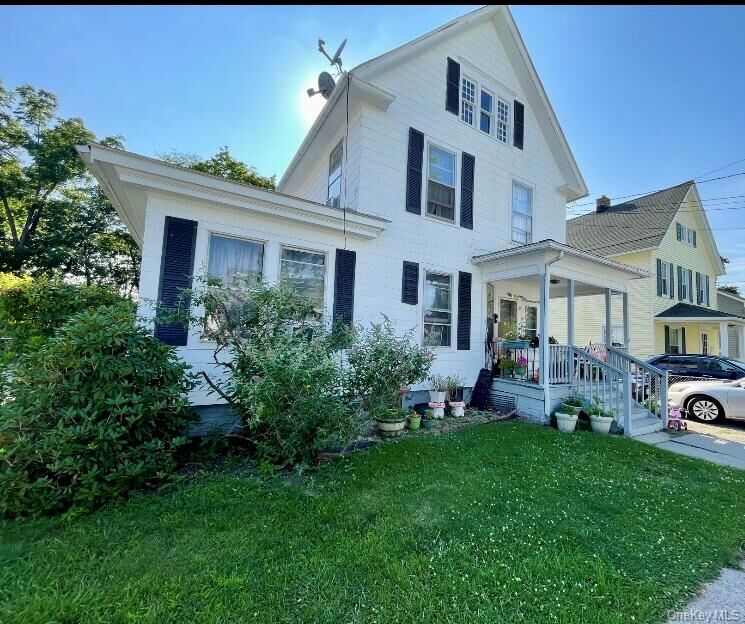 Property Photo:  23 Bonnell Street  NY 10940 