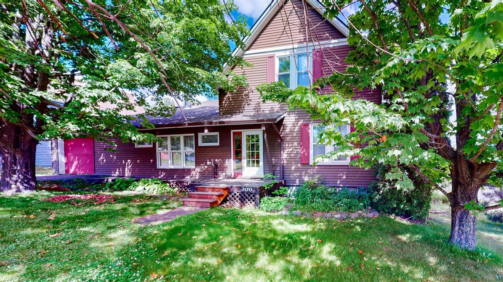 Property Photo:  300 E 1st Ave  MN 55604 
