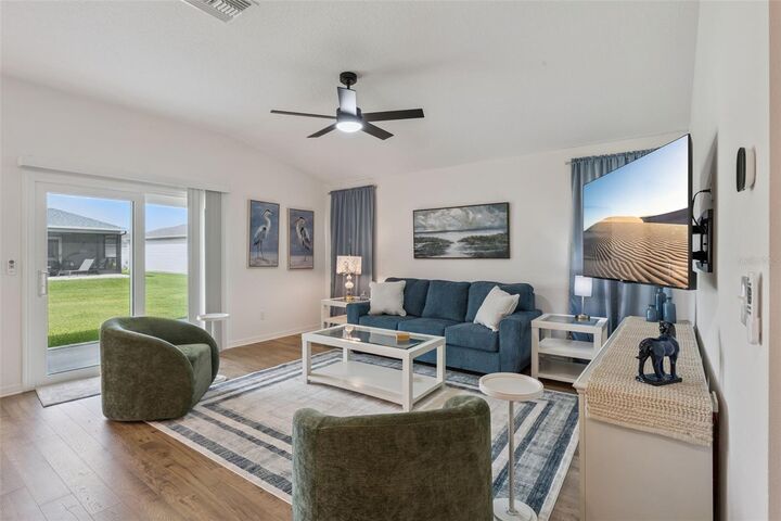 Property Photo: 7608 Daniel Hearns Way FL 34762