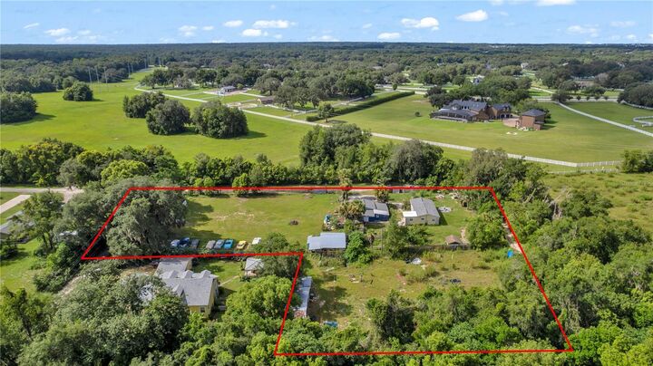 Property Photo: 405 W Simon Avenue FL 32712
