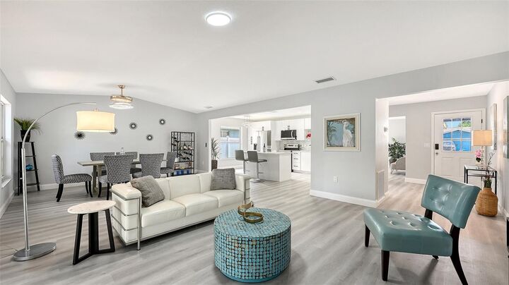 Property Photo: 4054 Palau Drive FL 34241