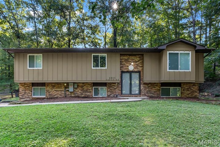 Property Photo: 2800 Oakshire Circle MO 63701