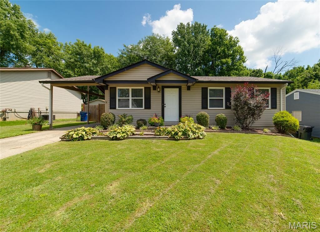 Property Photo:  1334 Saint Gregory Lane  MO 63304 