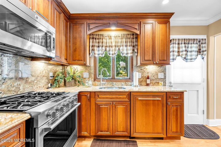 Property Photo:  8 Cove Lane Road  NJ 07981 
