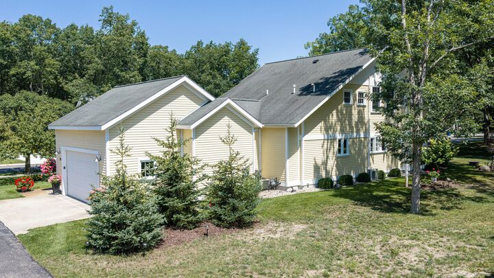 Property Photo:  26 Kenneth Street  MI 49449 