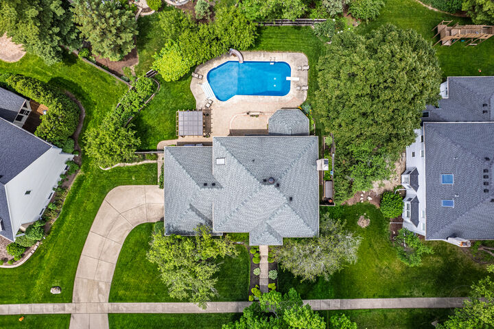 Property Photo:  391 Dupahze Street  IL 60565 