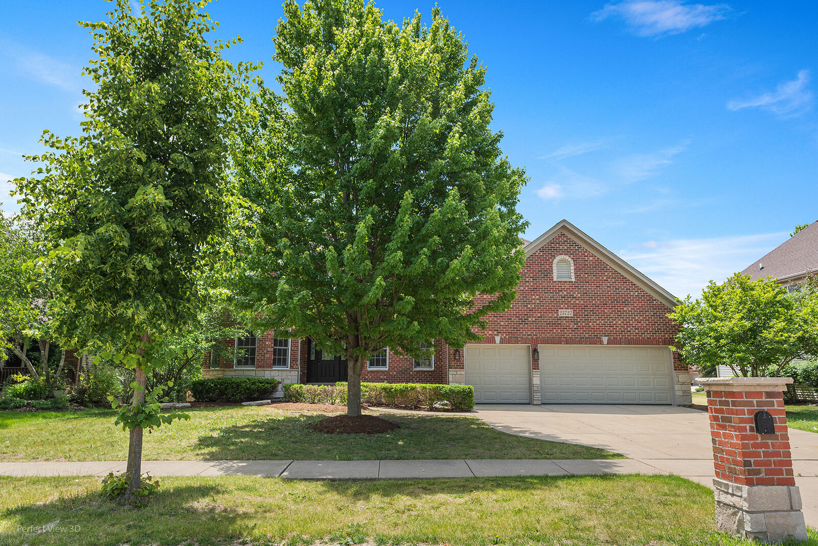 Property Photo: 25727 Pastoral Drive IL 60585