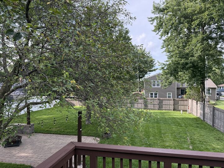 Property Photo: 1940 Division Street IL 60174