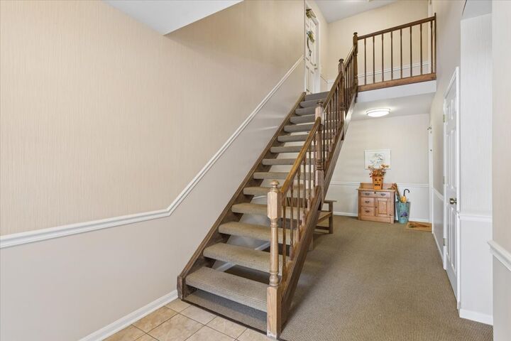 Property Photo: 617 Edinburgh Lane B IL 60070