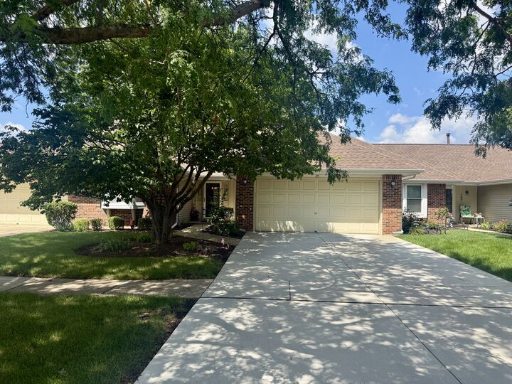 Property Photo:  29 Fallcreek Circle  IL 60538 