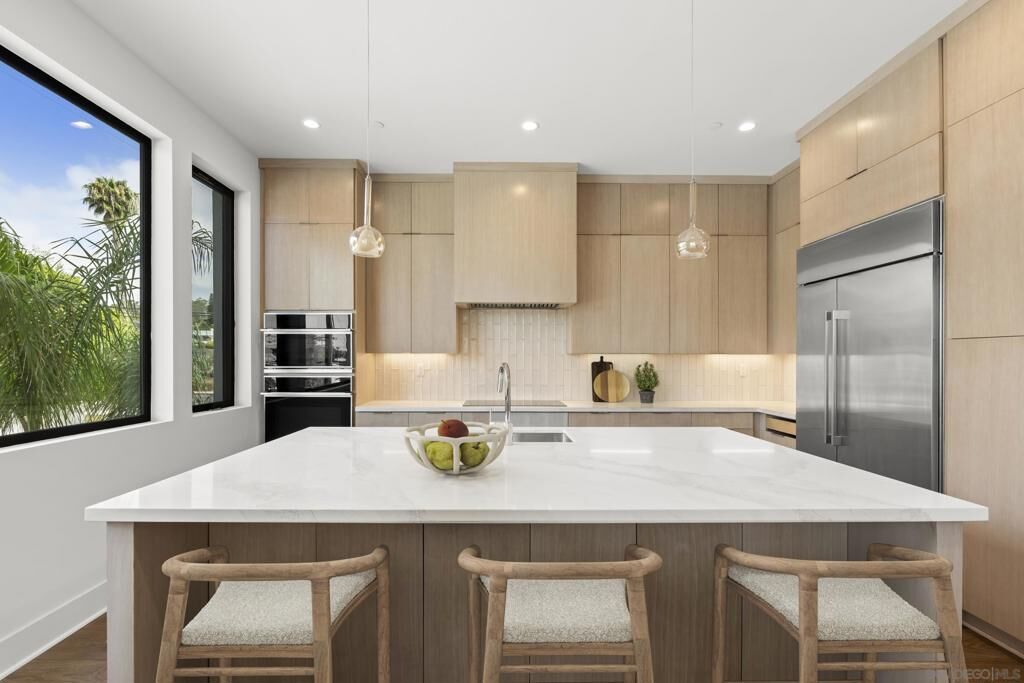 Property Photo:  4835 Academy St  CA 92109 