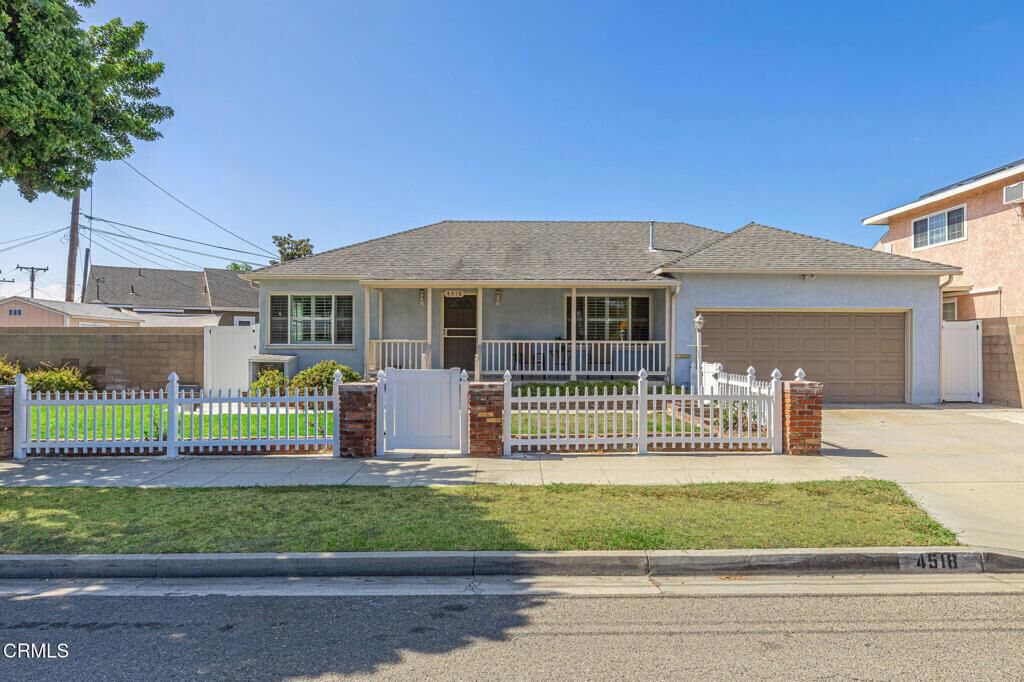 Property Photo:  4518 E Stearns Street  CA 90815 