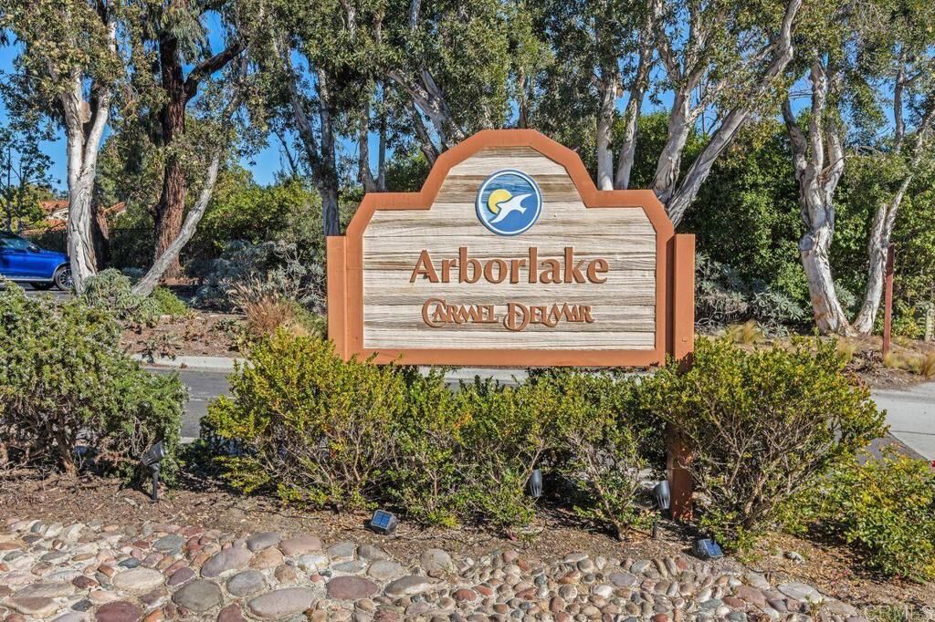 Property Photo: 4015 Carmel View Rd 179 CA 92130