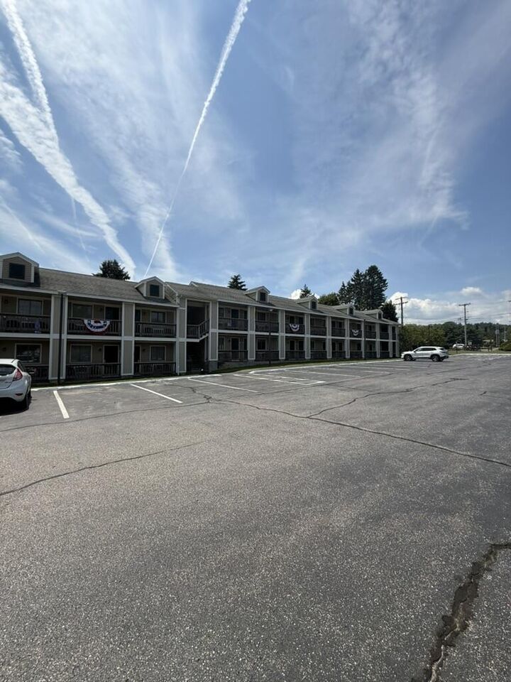 Property Photo: 733 Post Road 105 ME 04090