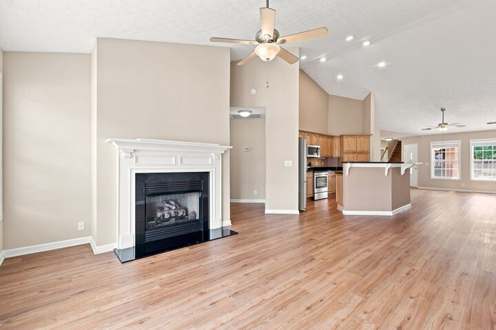 Property Photo:  395 Devon Chase Hl 4604  TN 37066 