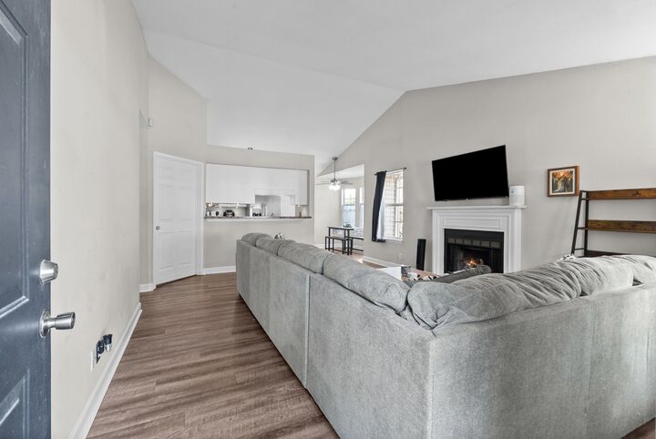 Property Photo: 70 Grassmire Dr TN 37042
