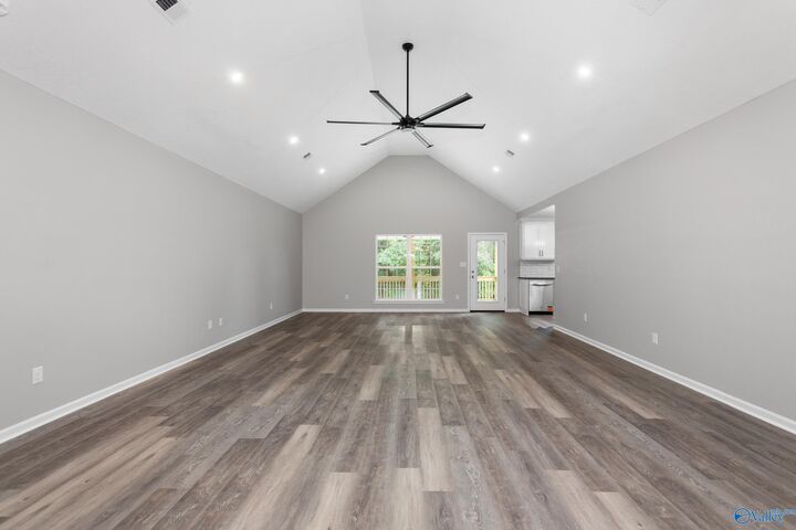 Property Photo:  5605 Leota Road E  AL 35907 