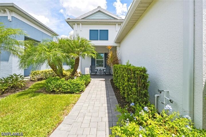 Property Photo: 2278 Marquesa Circle FL 34112