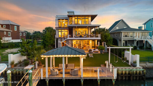 Property Photo: 20 Pelican Drive NC 28480