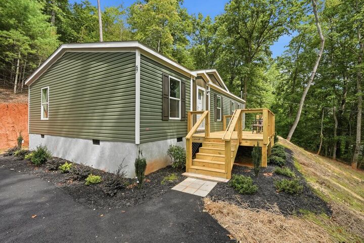 Property Photo:  67 Chastain Road  GA 30571 