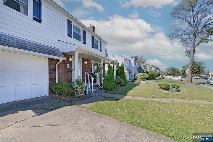 Property Photo:  112 Elmwood Drive  NJ 07407 