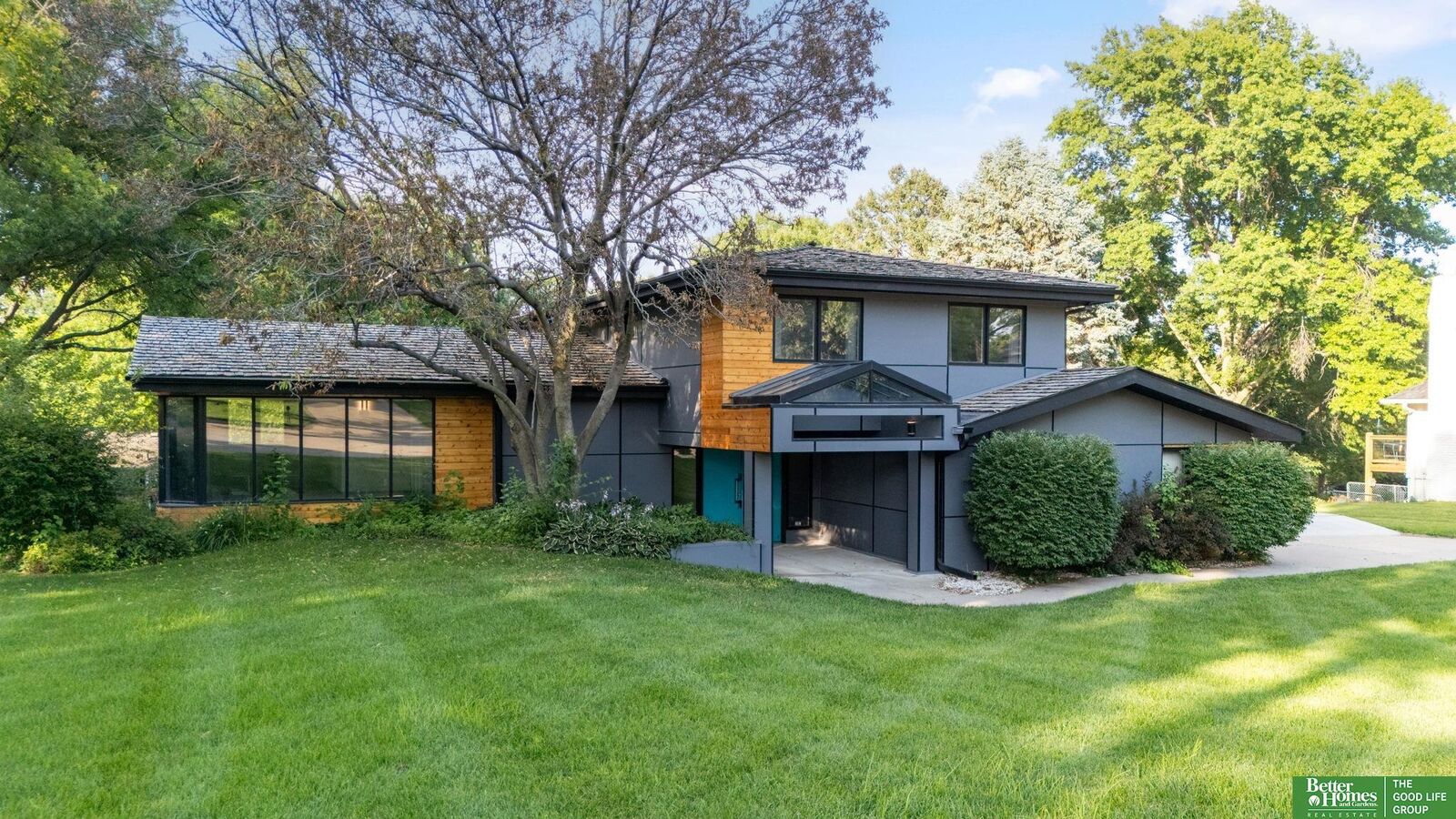 Property Photo:  12614 Harney Circle  NE 68154 
