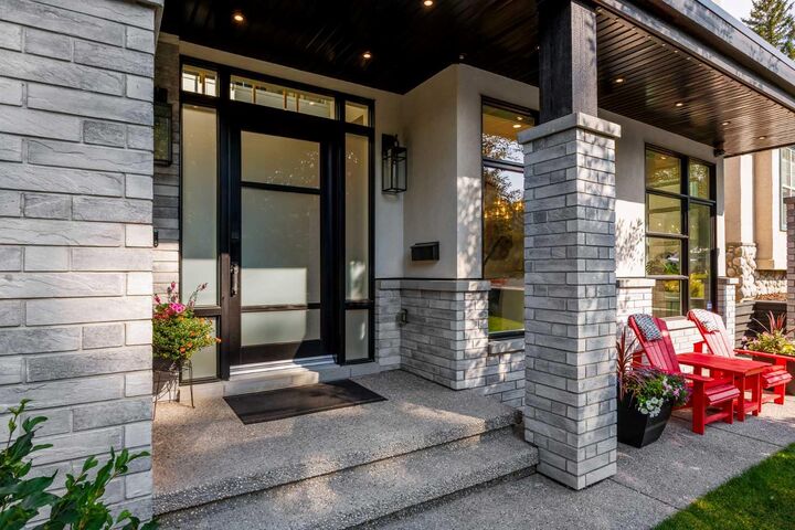 Property Photo: 1414 Scotland Street SW AB T3C 2L4