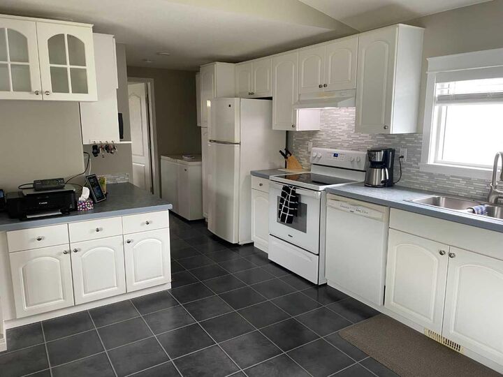 Property Photo: 10405 100 Street AB T0H 1L0