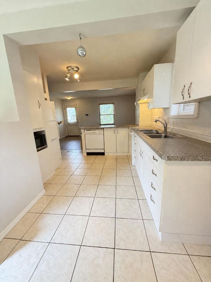 Property Photo: 4653 55th Avenue AB T0G 1E0