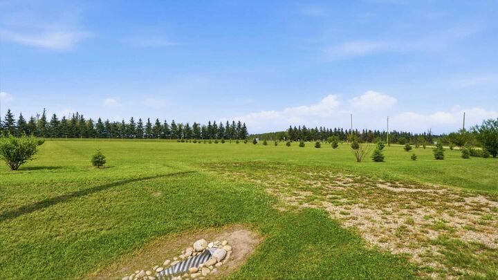 Property Photo:  418 62036 Twp Rd 462  AB T0C 0T0 