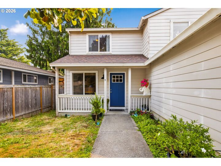 Property Photo: 9620 SE 78th Ave OR 97222
