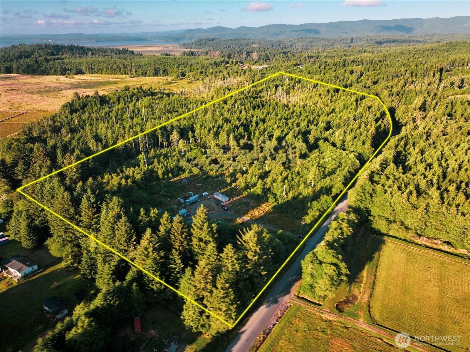 Property Photo:  4201  67th Place E  WA 98631 