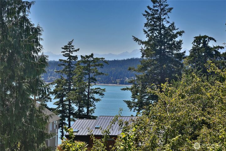 Property Photo:  3484  East Harbor Road  WA 98260 