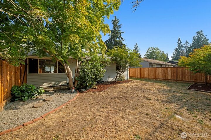 Property Photo:  222 SW 305th Street  WA 98023 
