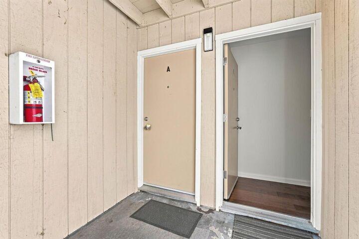 Property Photo:  936 Kiely Boulevard B  CA 95051 