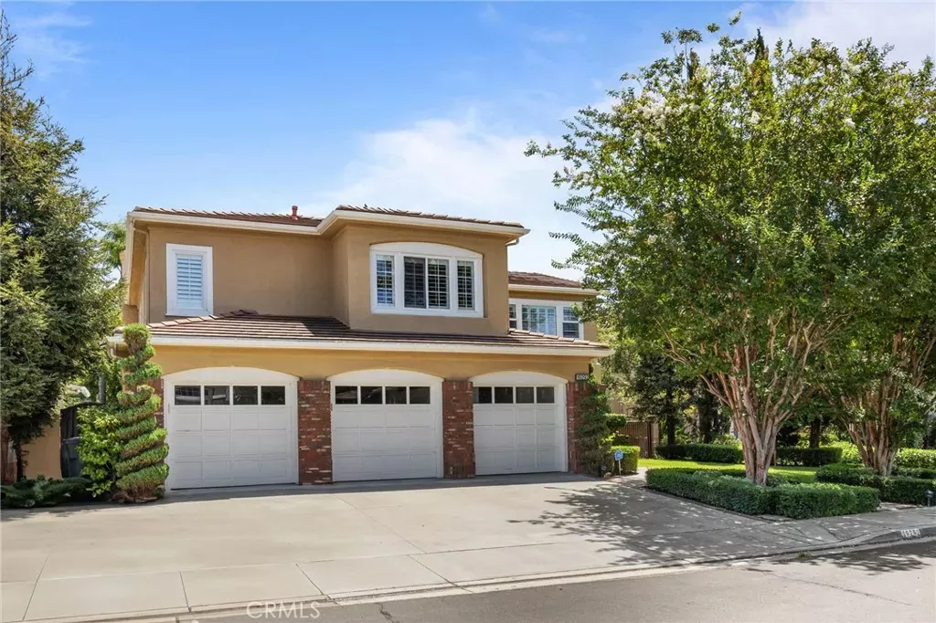 Property Photo: 19292 Jasper Hill CA 92679