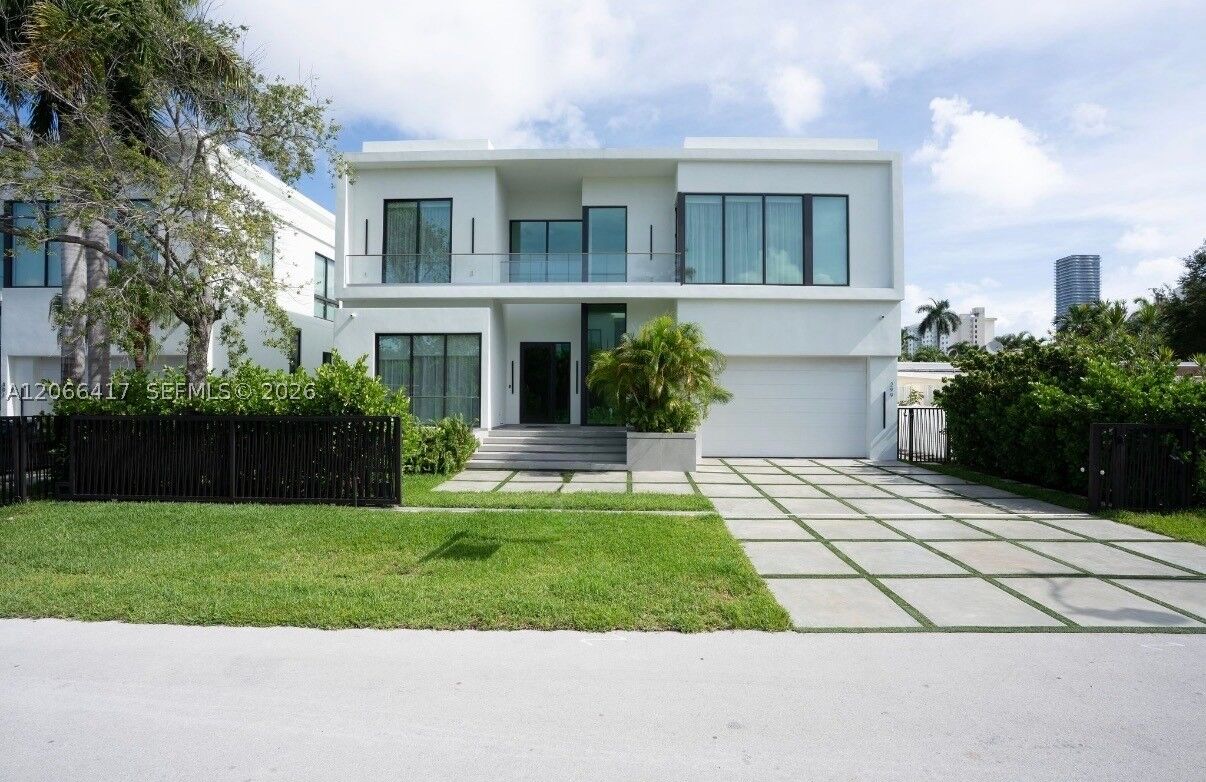 Property Photo: 299 190th St FL 33160