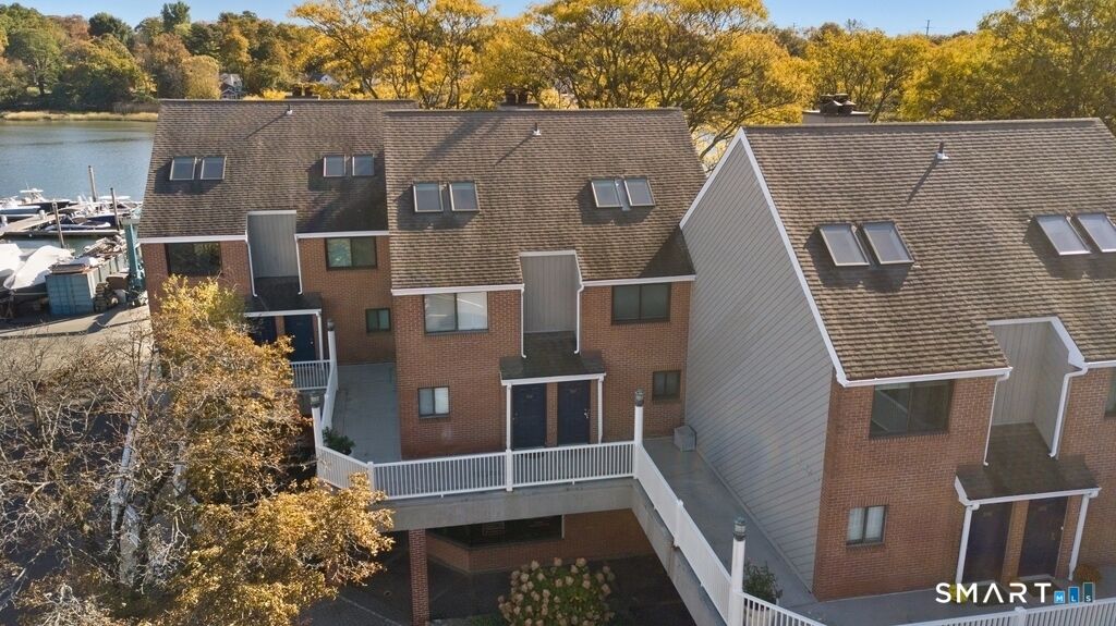 Property Photo: 7 River Road 306 CT 06807