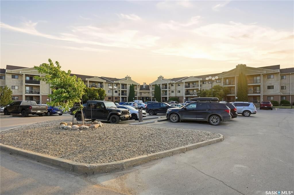 Property Photo:  3410 Park Street 119  SK S4V 2M8 