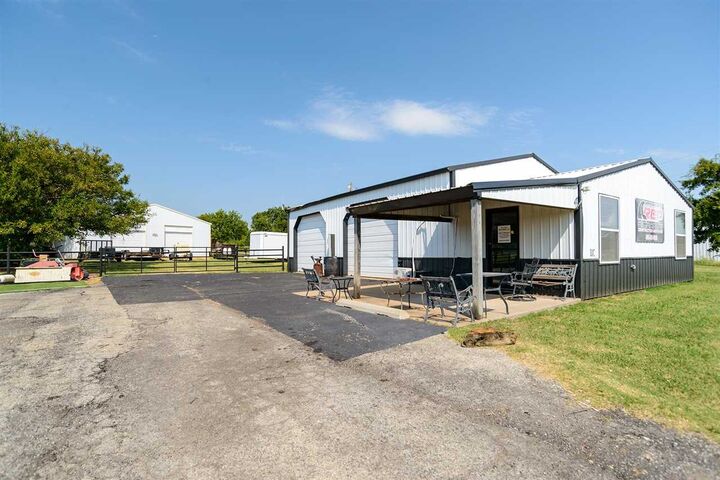 Property Photo:  520 Wisteria 508 Wisteria  OK 74074 