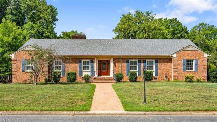 Property Photo:  2321 Danbury Road  NC 27408 